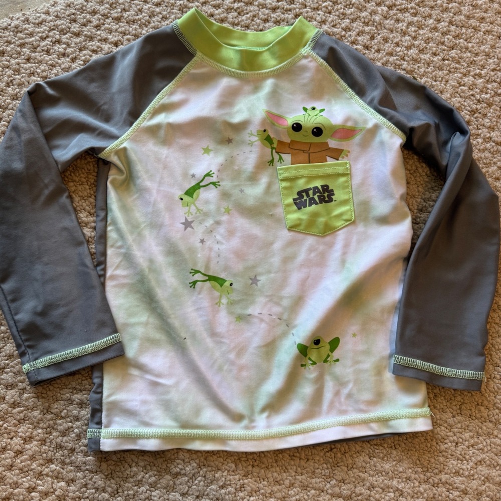 Kids Star Wars Yoda Rash Guard Swim Shirt Long‎ Sleeve Size 4